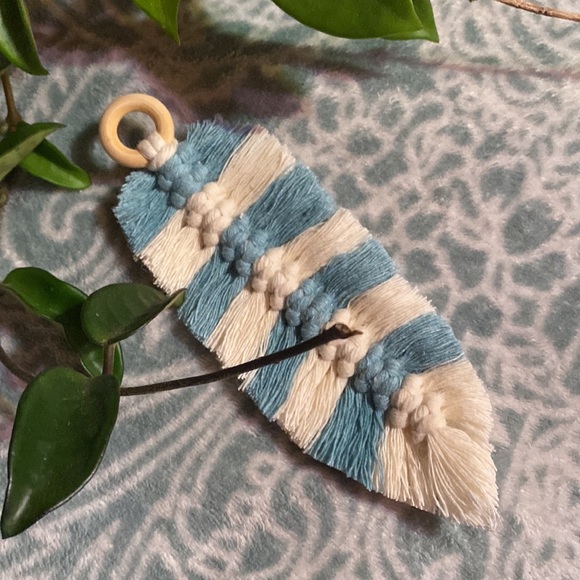 Now accepting Custom Hand Crafted Macrame orders ! - Picture 13 of 16